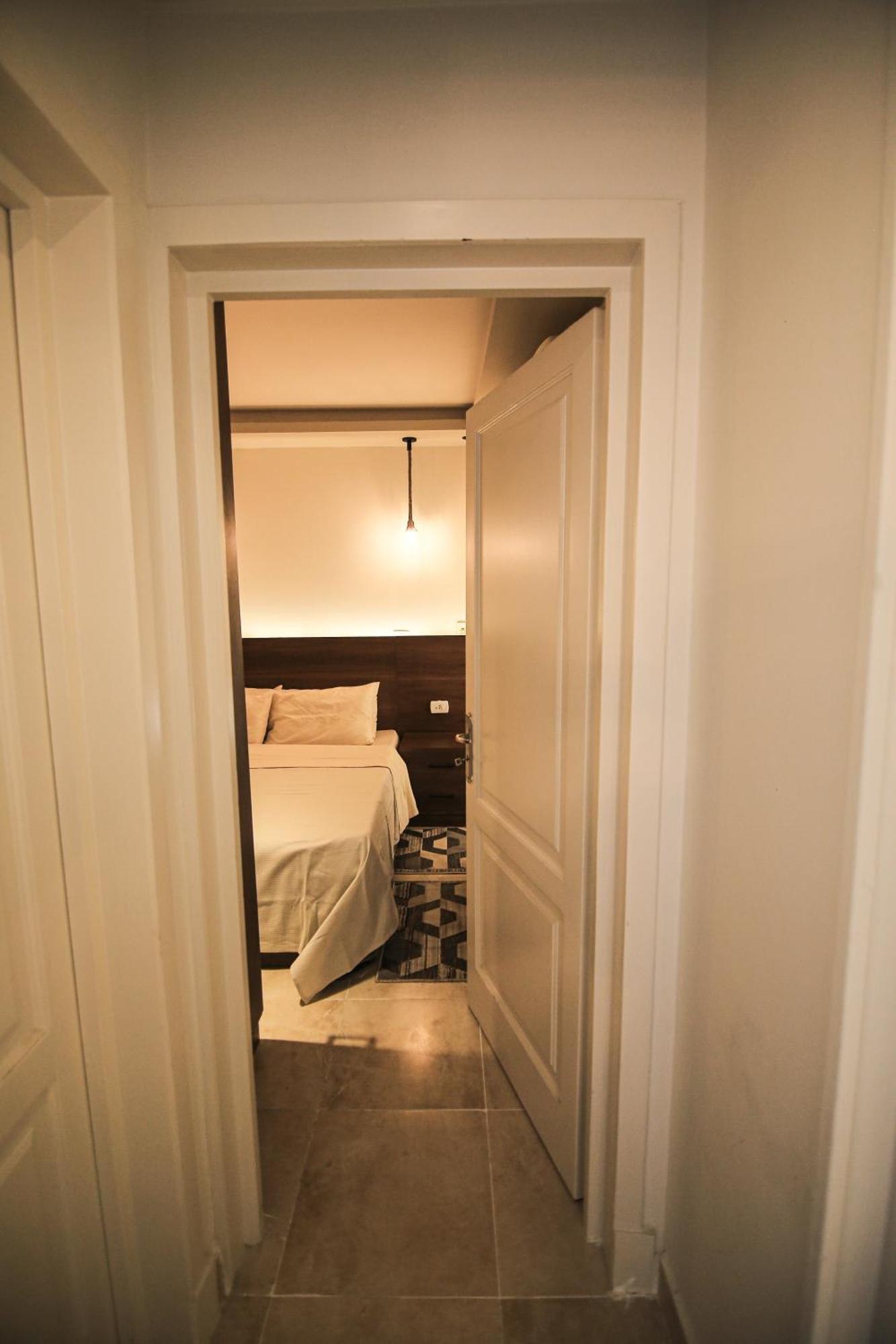 Appartement The Clay - 2br Artistic Yet Modern Loft Located Strategically Near Shopping Centre And Market