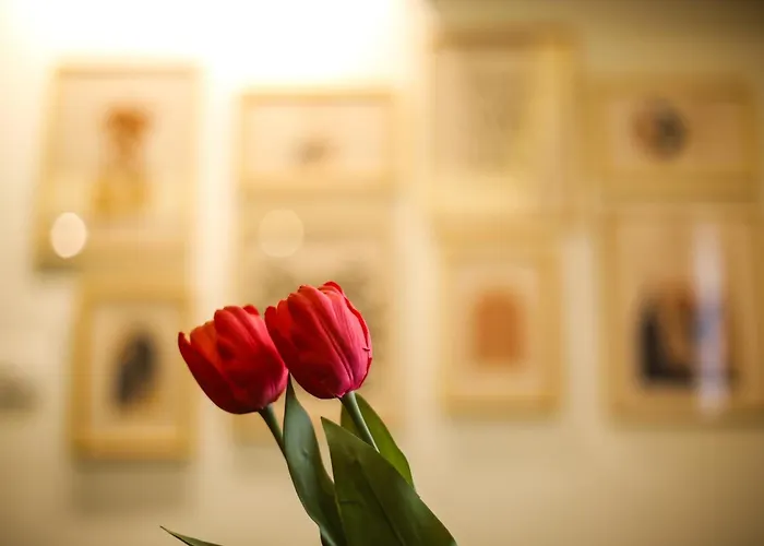 The Clay Studio - 2Br Artistic Yet Modern Loft Located Strategically Near Shopping Centre And Market