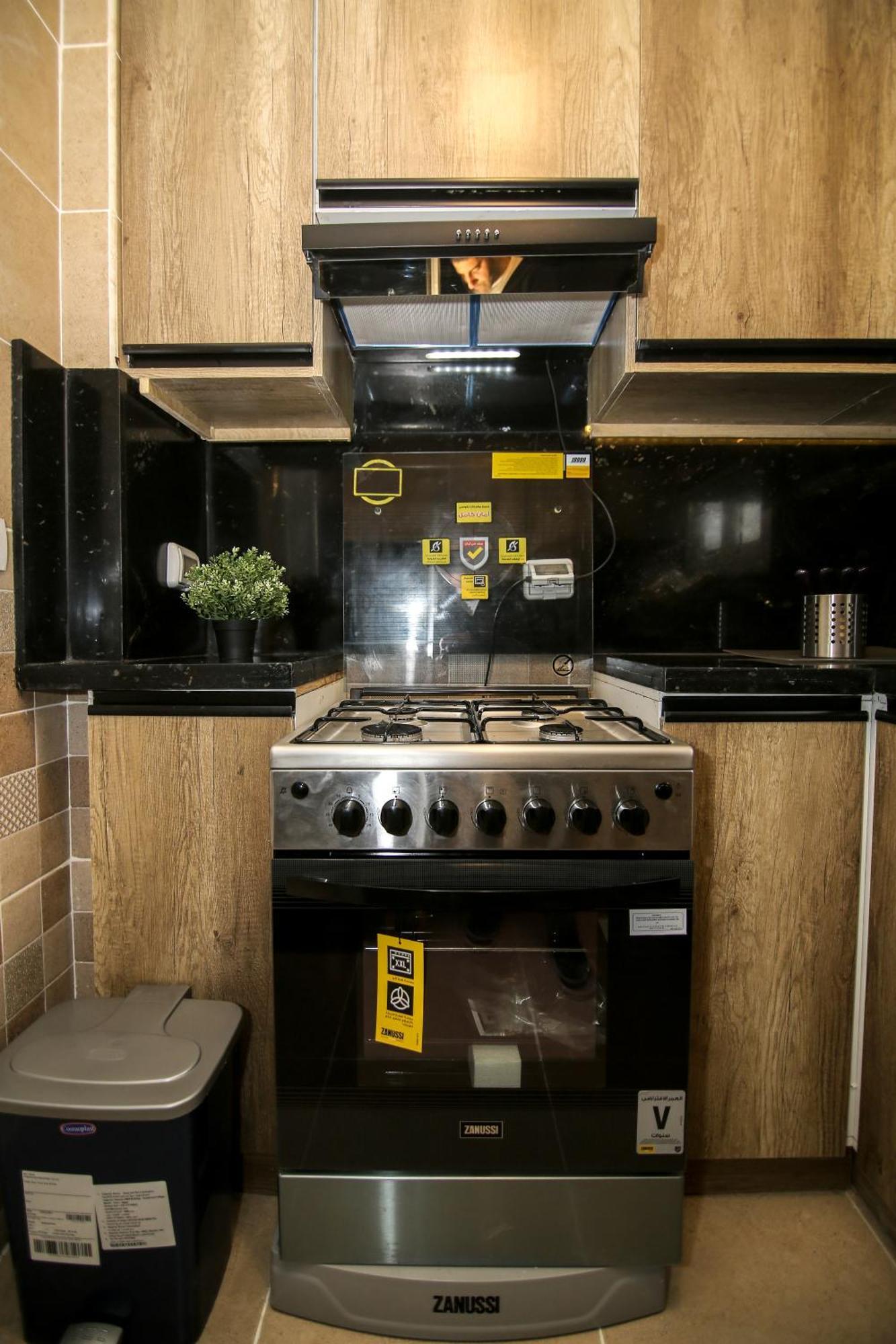 Appartement The Clay - 2br Artistic Yet Modern Loft Located Strategically Near Shopping Centre And Market Le Caire